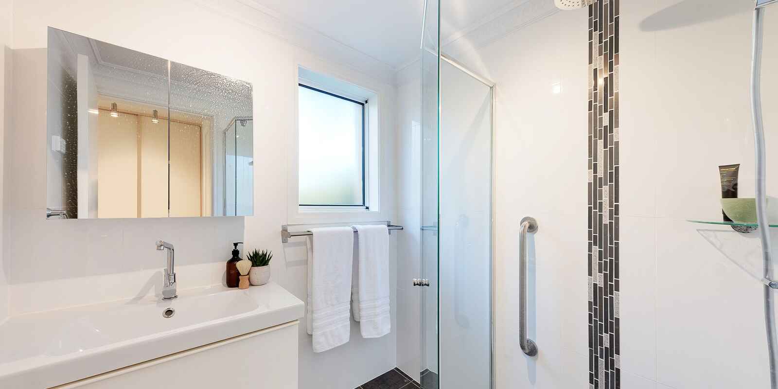 8/244 Mowbray Rd Chatswood