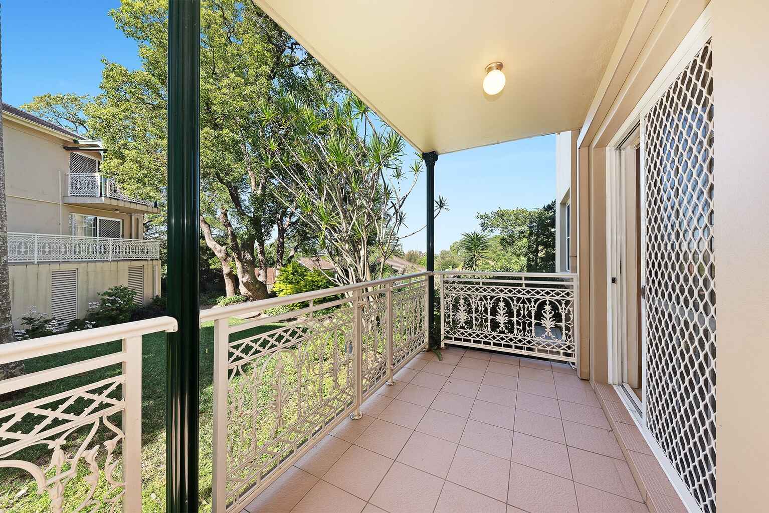 8/244 Mowbray Rd Chatswood