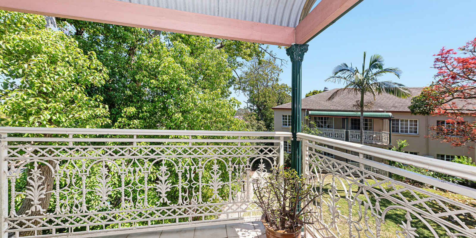 32/244 Mowbray Road Chatswood