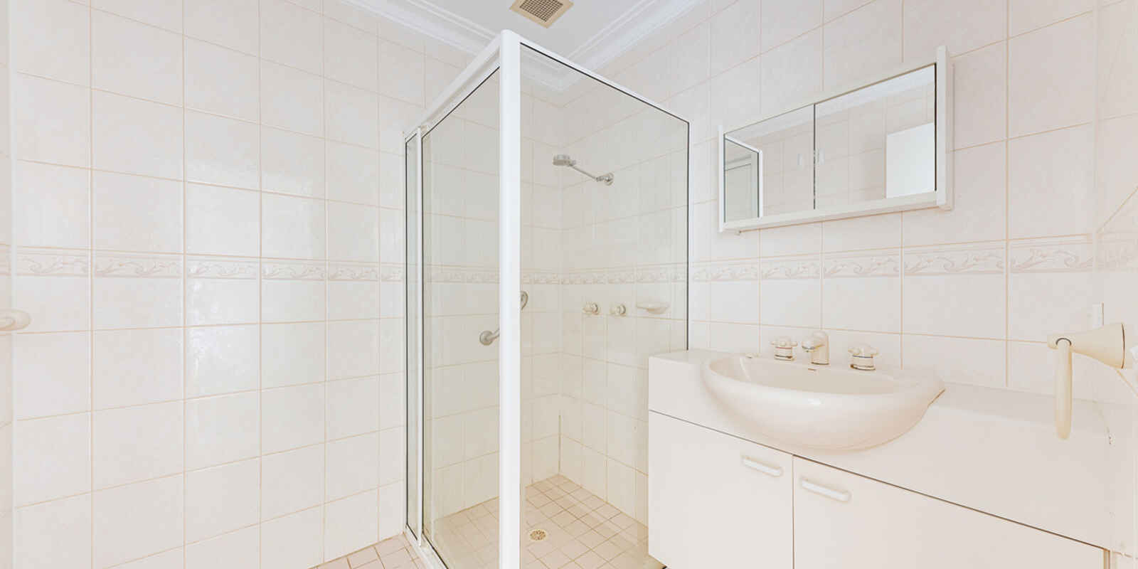 32/244 Mowbray Road Chatswood