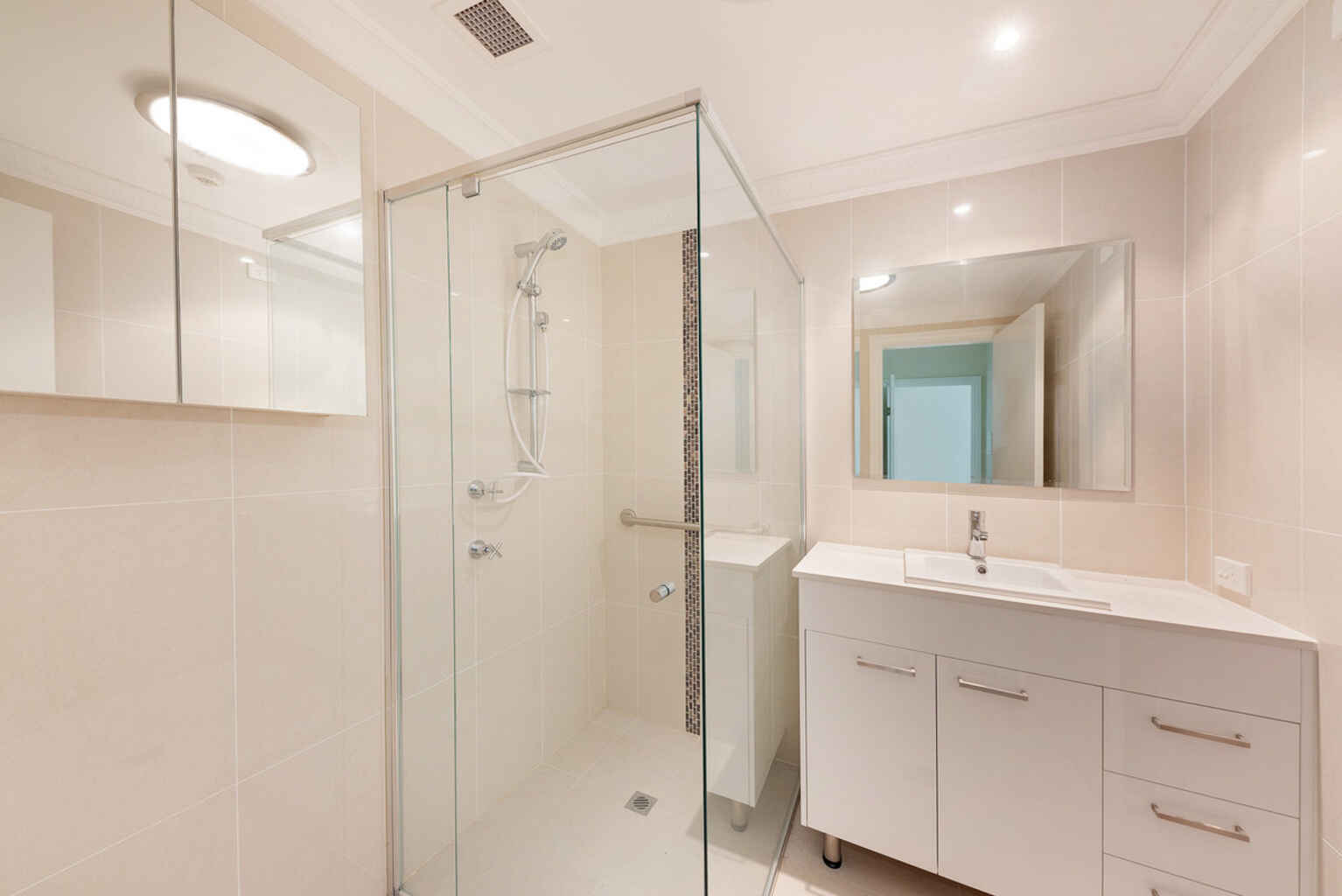 62/244 Mowbray Road Chatswood