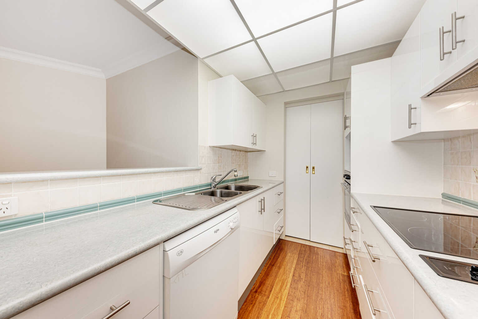 69/244 Mowbray Road Chatswood