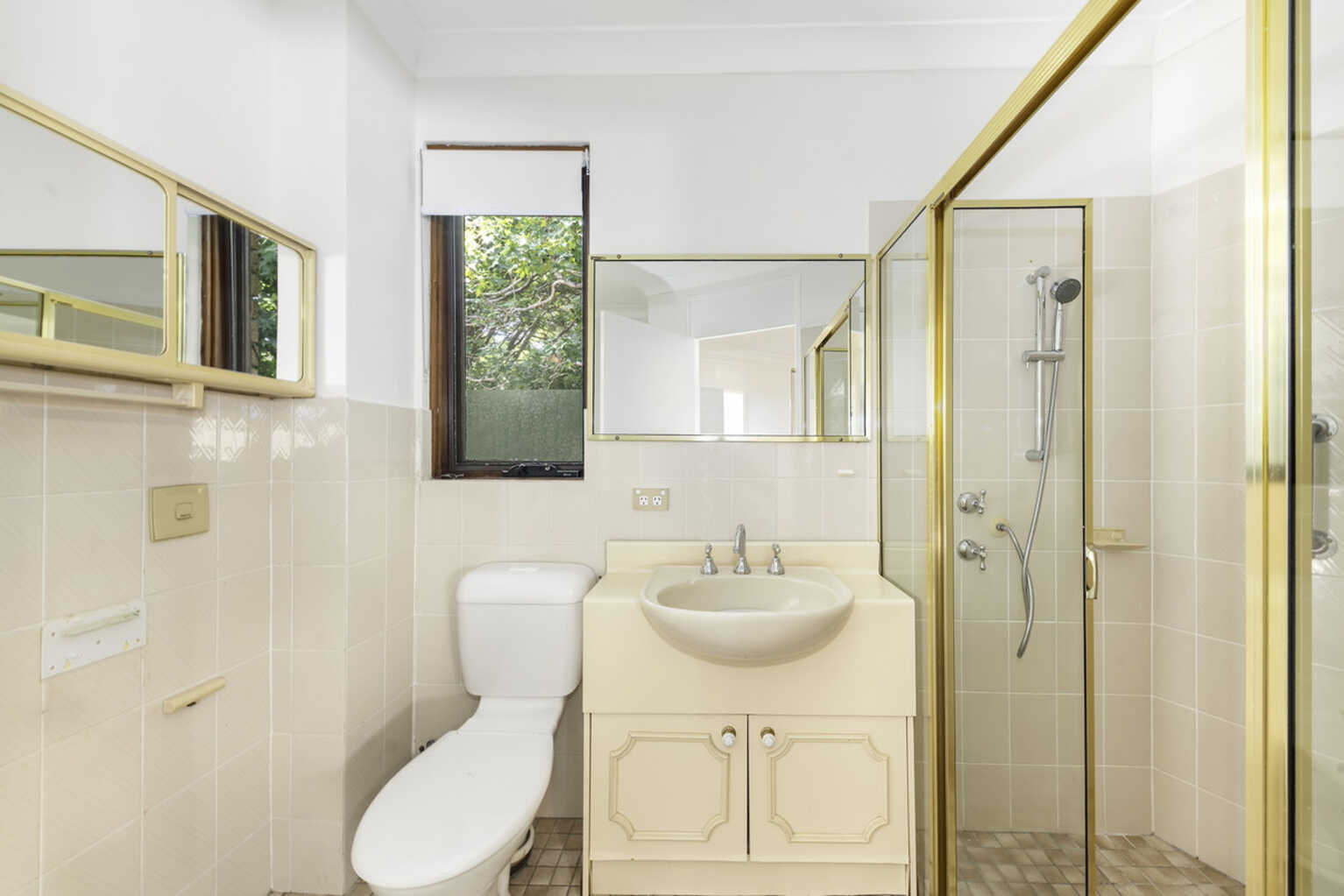 26/21 Eastern Valley Way Northbridge