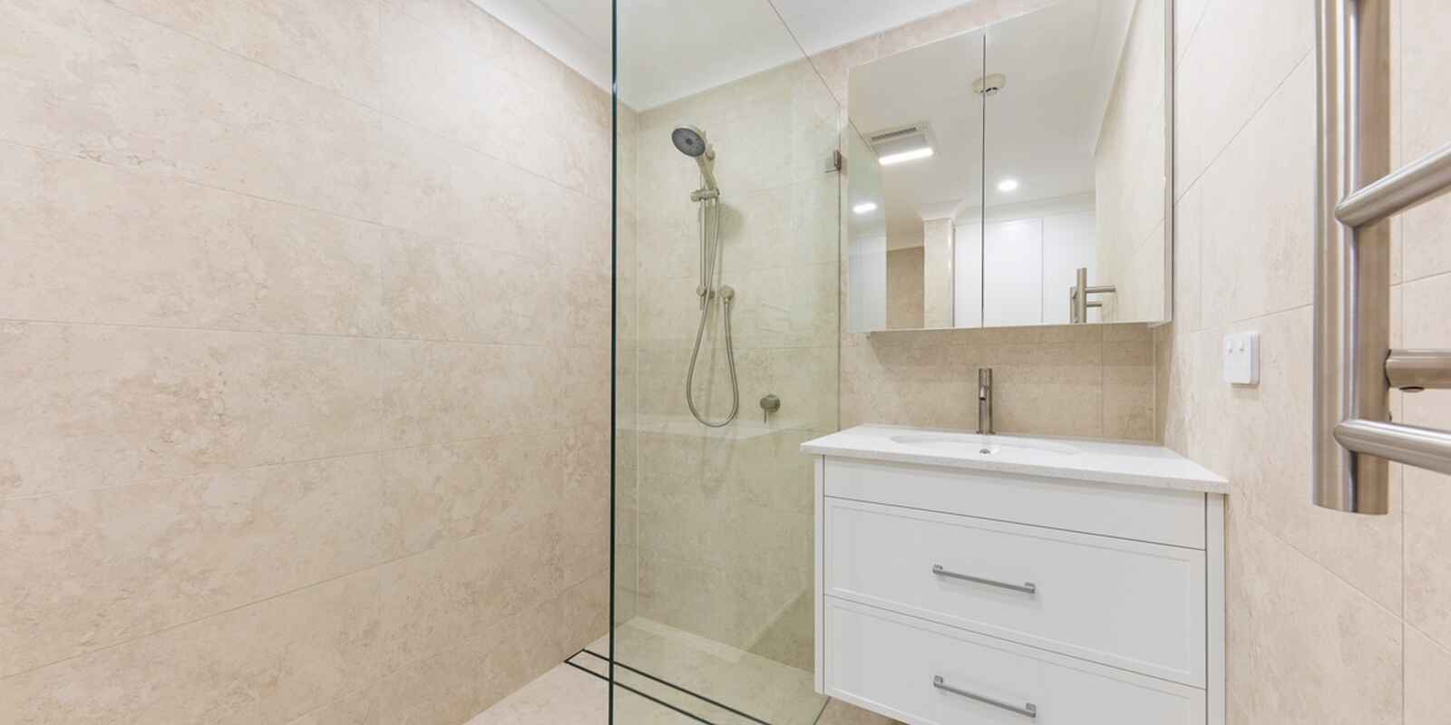 16/244 Mowbray Road Chatswood