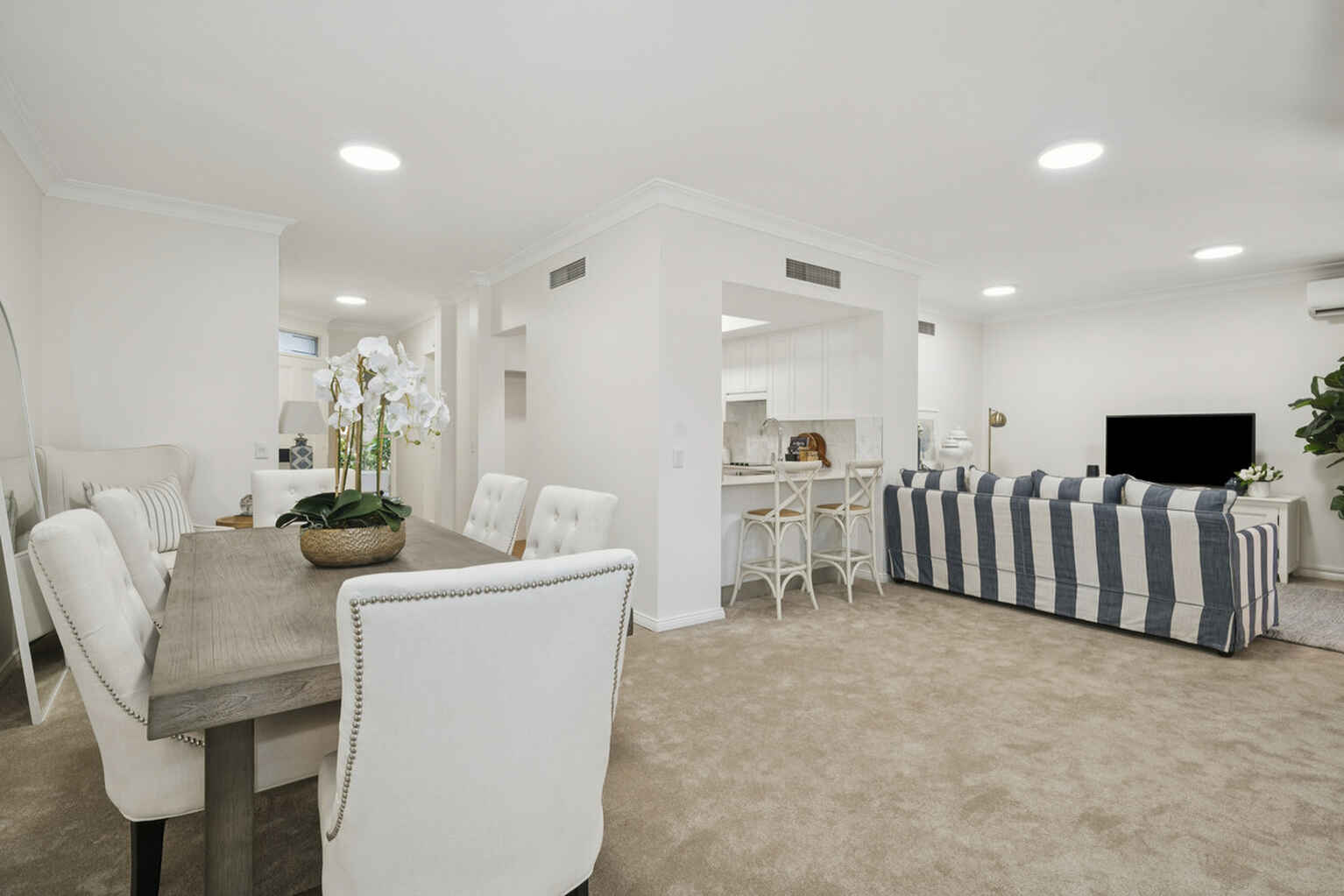 37/6 Hale Road Mosman