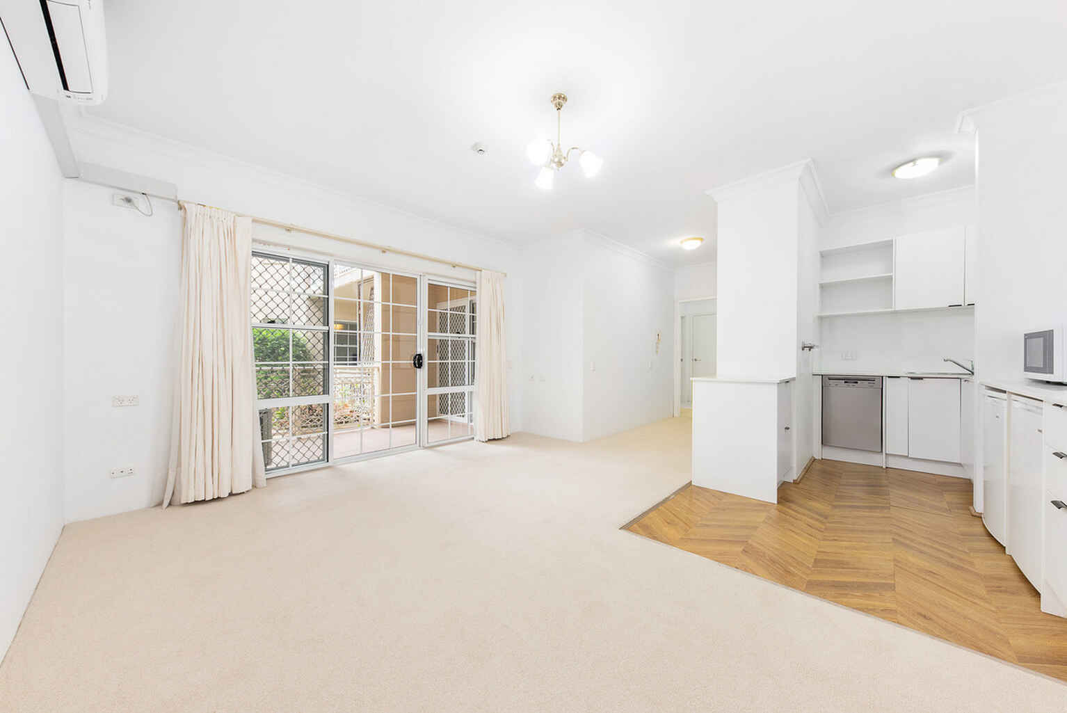 59/244 Mowbray Road Chatswood